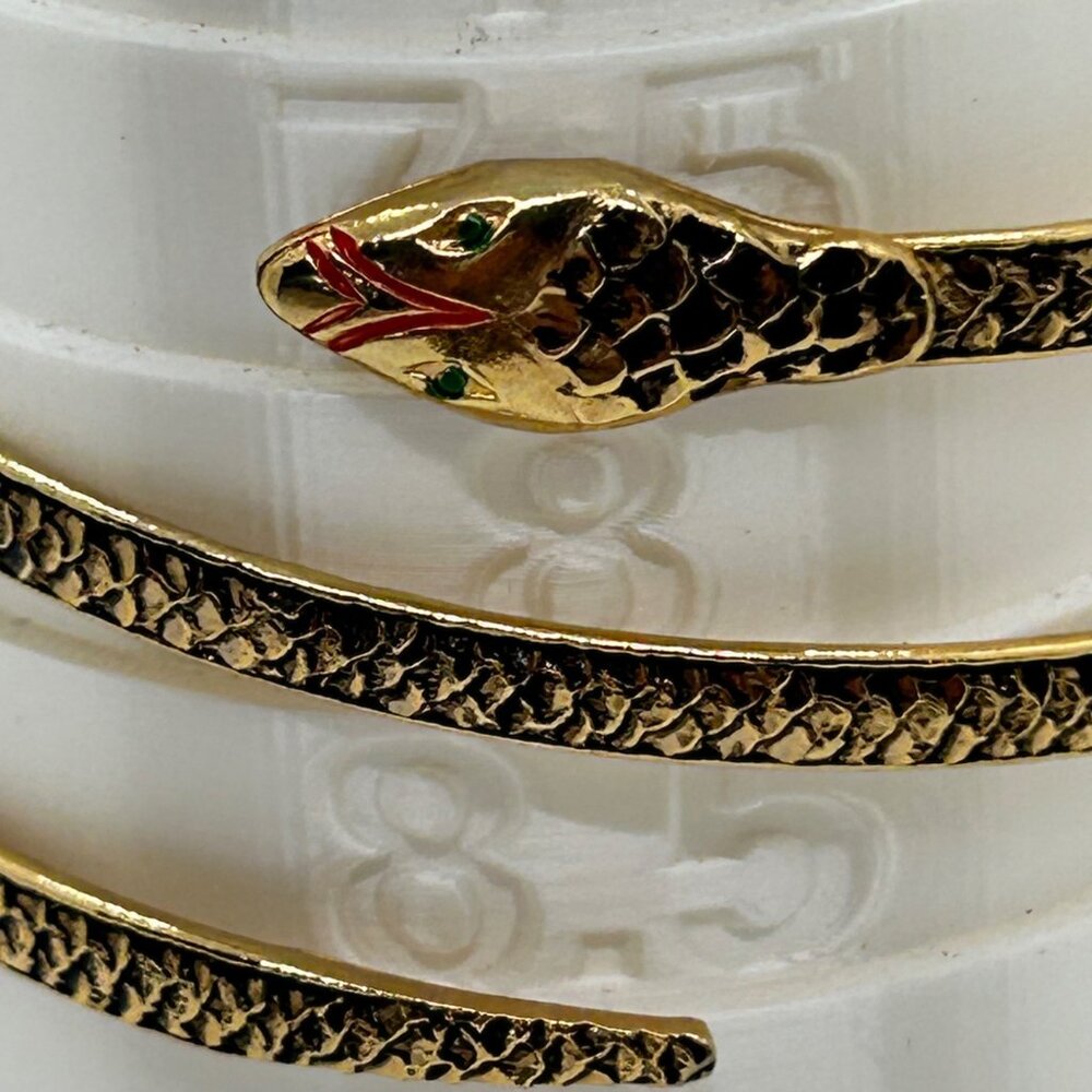 Vintage Snake Bracelet Egyptian Style Gold Tone Armlet With Chased Metal, Enamel - Picture 10 of 13